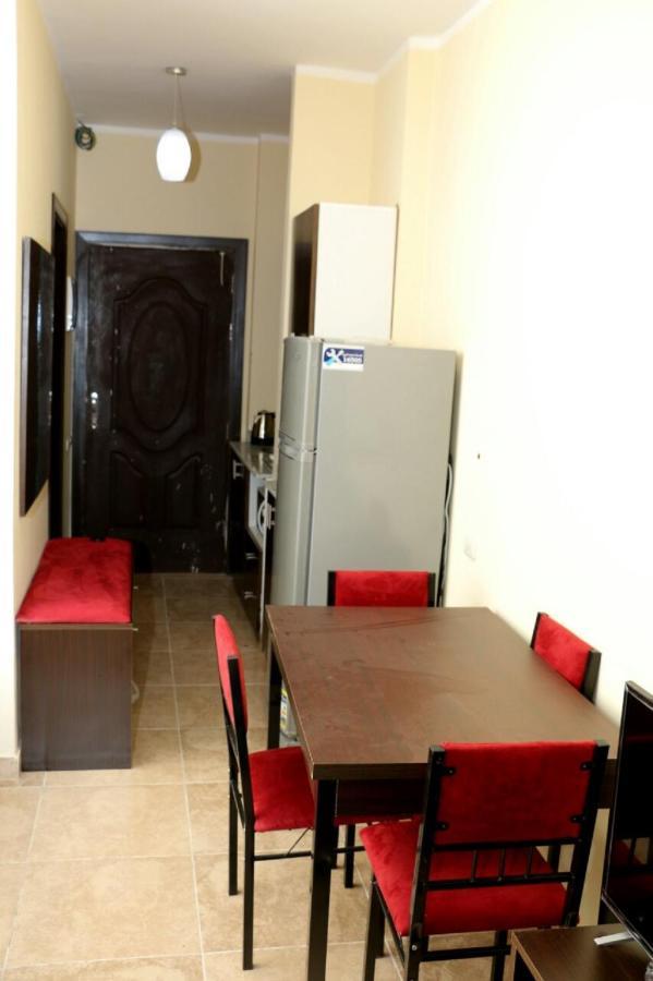 Studio H In Florenza Khamsin 후르가다 외부 사진